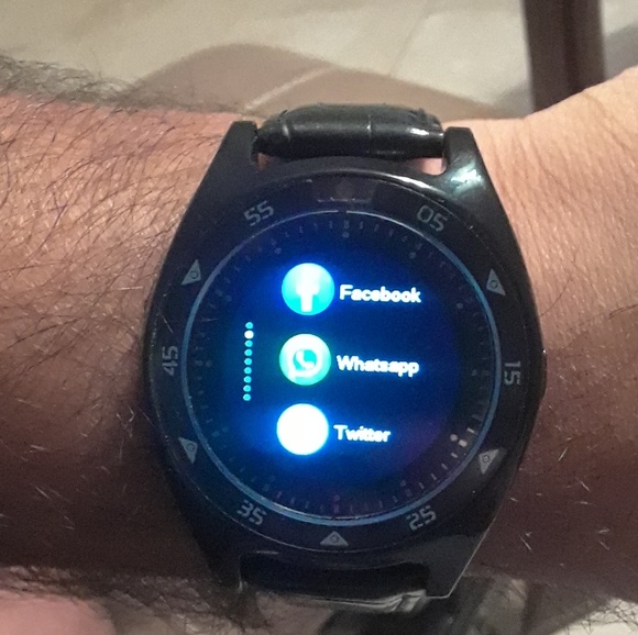 Men's Android Smart Watch - Picture 2 of 4